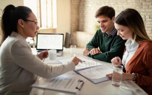 The Pros and Cons of Bank Loans for Businesses